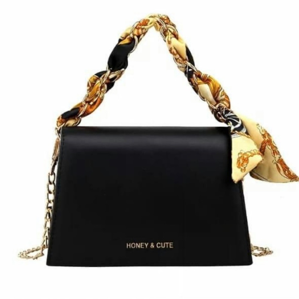 Honey & Cute Black Shoulder Bag